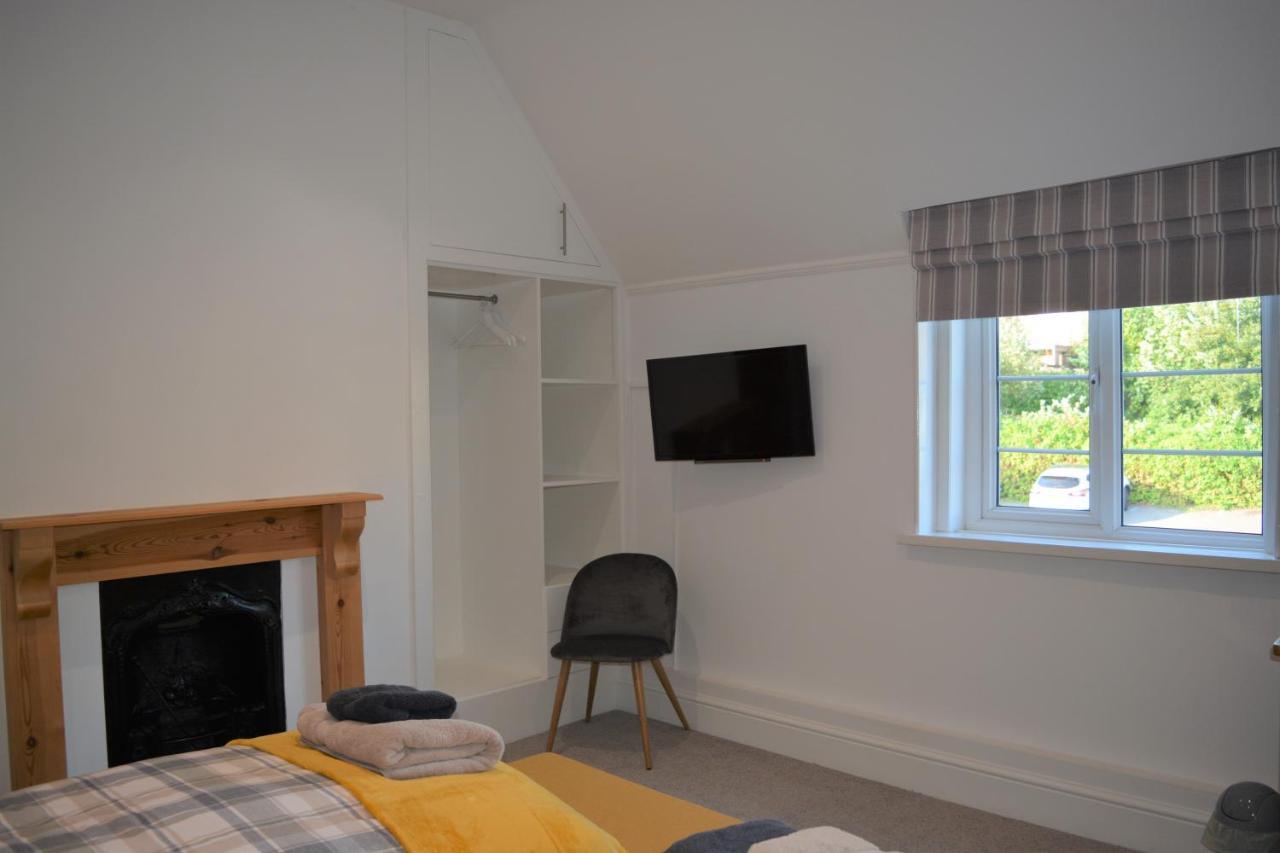 Riverside House Hamble-le-Rice Exterior photo
